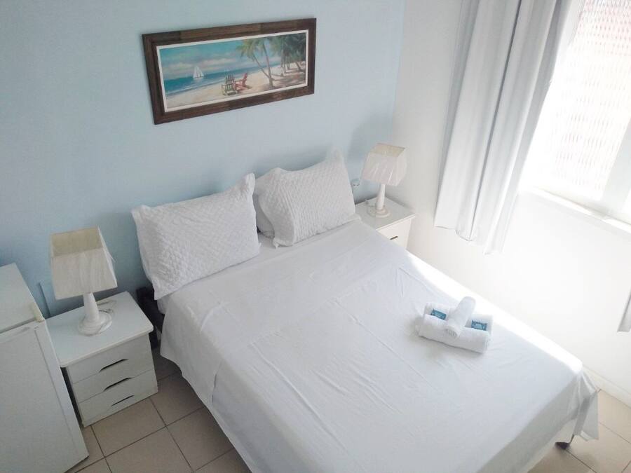 Basic Double Room | Minibar, free WiFi, bed sheets