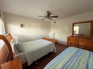 3 Schlafzimmer, Bügeleisen/Bügelbrett, kostenloses WLAN, Bettwäsche