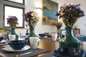 Breakfast area - Art4you Cascais Suites Hostel (Cascais)