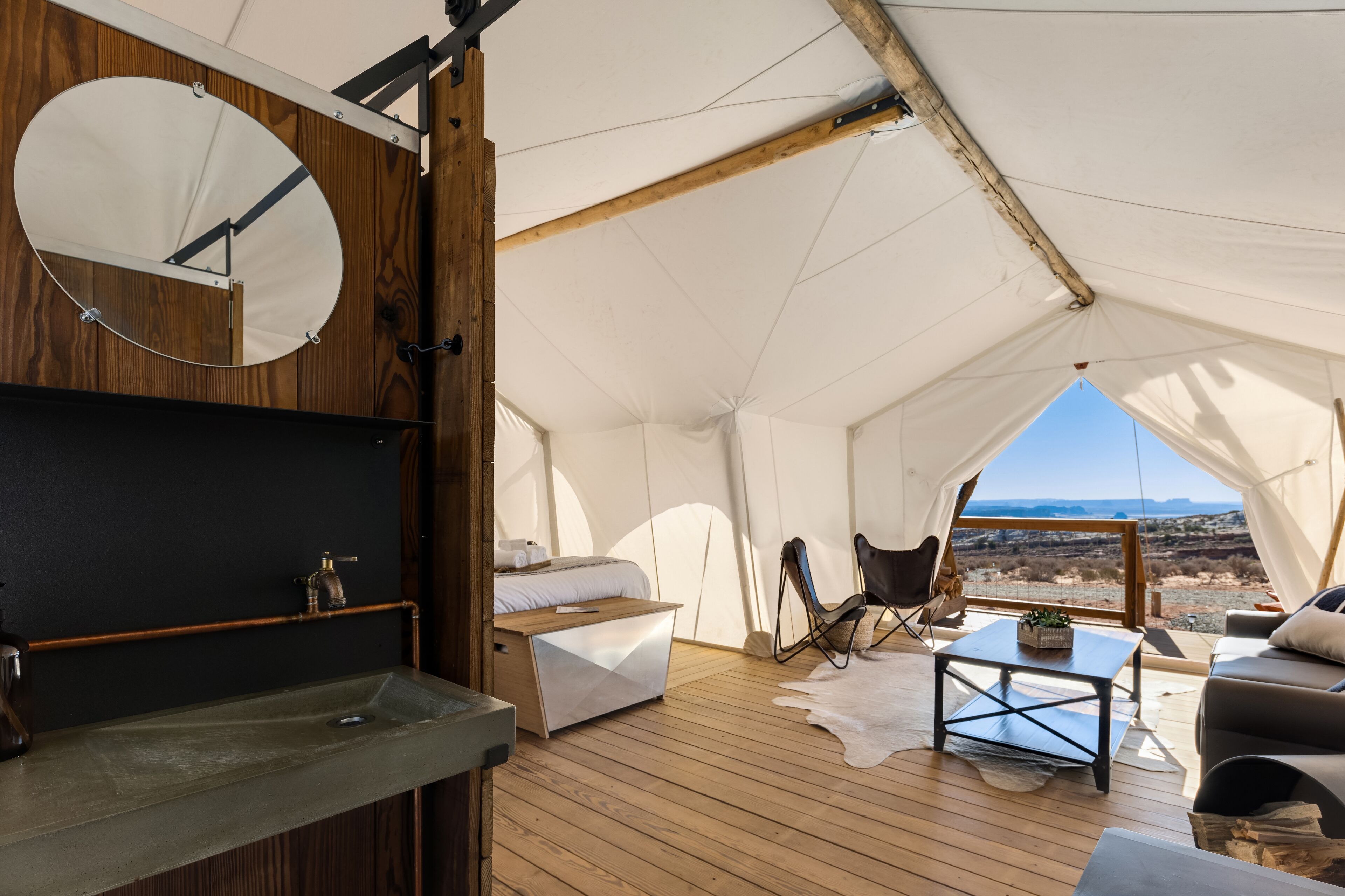 1 bedroom, premium bedding, memory-foam beds, bed sheets