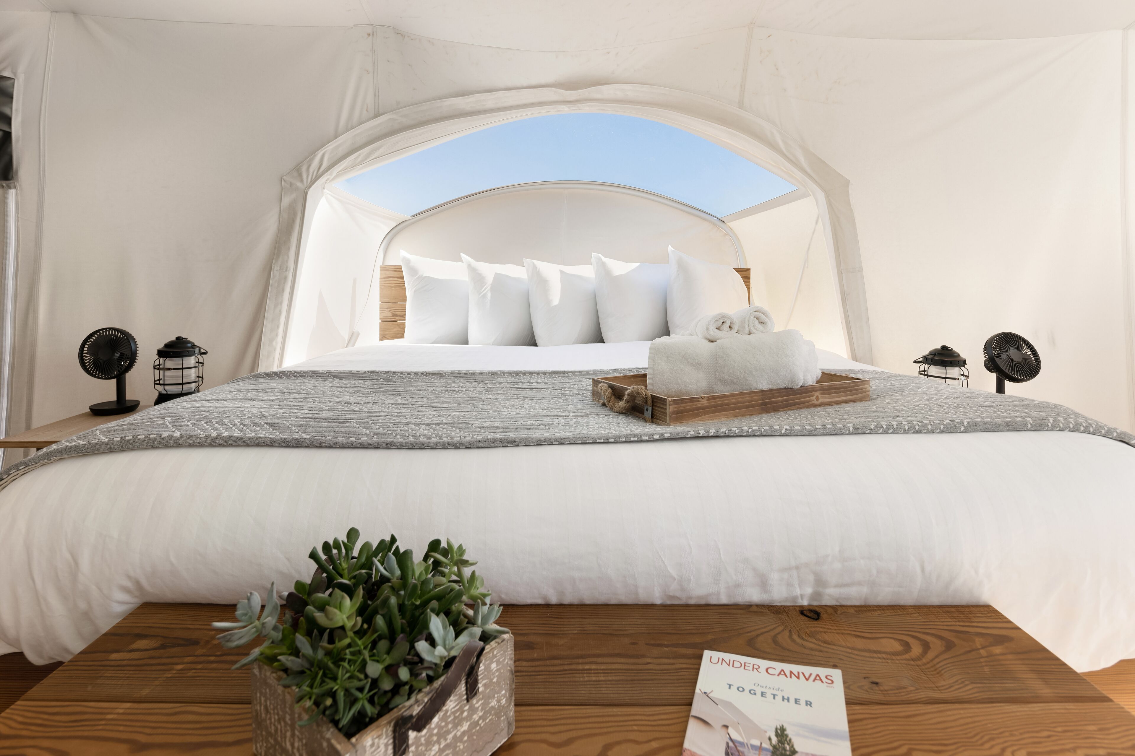 1 bedroom, premium bedding, memory-foam beds, bed sheets