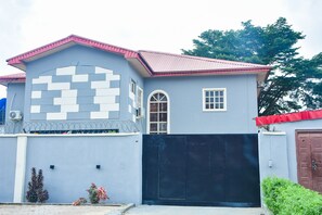 Front of property - Sicily Luxury Suites (Lagos)