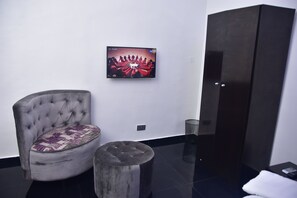 エグゼクティブ ダブルルーム | デスク、WiFi (無料)、ベッドシーツ