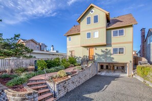 Exterior - Vista House (Seaside)