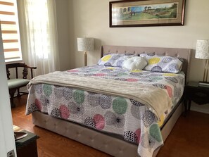 2 bedrooms, desk, iron/ironing board, travel cot