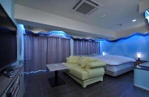 Minibar, soundproofing, free WiFi, bed sheets - Hotel Shasha Resort - Adults Only (Kobe)