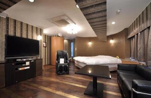 Minibar, insonorizzazione, Wi-Fi gratuito, lenzuola