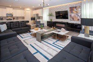 Televisio, videopelejä, kirjoja, työhuone