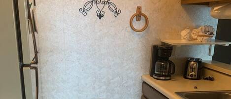 Studio, Multiple Beds (Sugar Ski & Country Club Unit 11-601 ) | Private kitchen