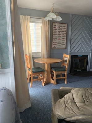 Studio, Multiple Beds (Sugar Ski & Country Club Unit 11-601 ) | Dining