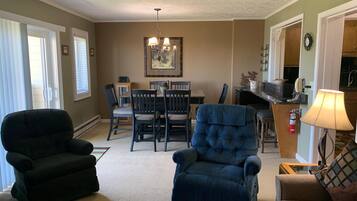 Condo, Multiple Beds (425) | Living room | TV