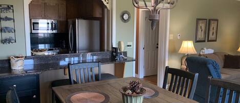 Appart'hÎtel, plusieurs lits (425) | Cuisine privée | Réfrigérateur, micro-ondes, plaque de cuisson, lave-vaisselle