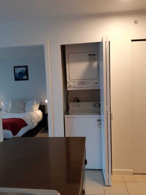 1 Schlafzimmer, Schreibtisch, Bügeleisen/Bügelbrett, kostenloses WLAN