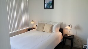 1 Schlafzimmer, Schreibtisch, Bügeleisen/Bügelbrett, kostenloses WLAN