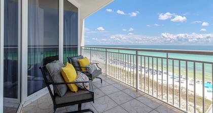 Pearl 704 Sugar White Sand and Emerald Waters. Spectacular view