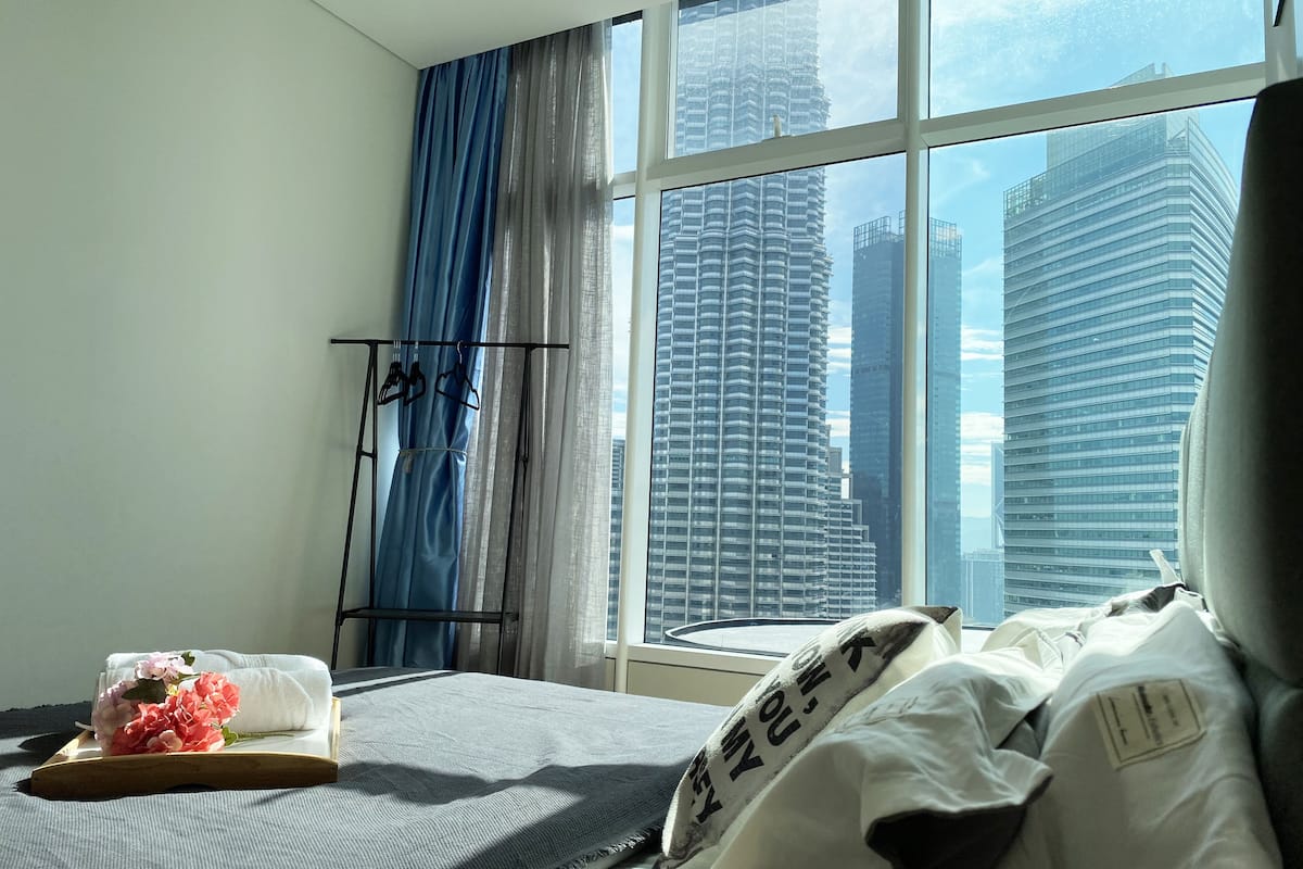อพาร์ทเมนท์ | ผ้าม่านกันแสง, เตารีด/โต๊ะรีดผ้า, Wi-Fi ฟรี, ผ้าปูที่นอน