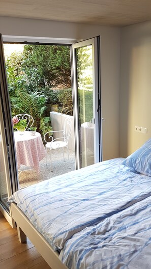 1 chambre, fer et planche Ă repasser, Wi-Fi gratuit, draps fournis