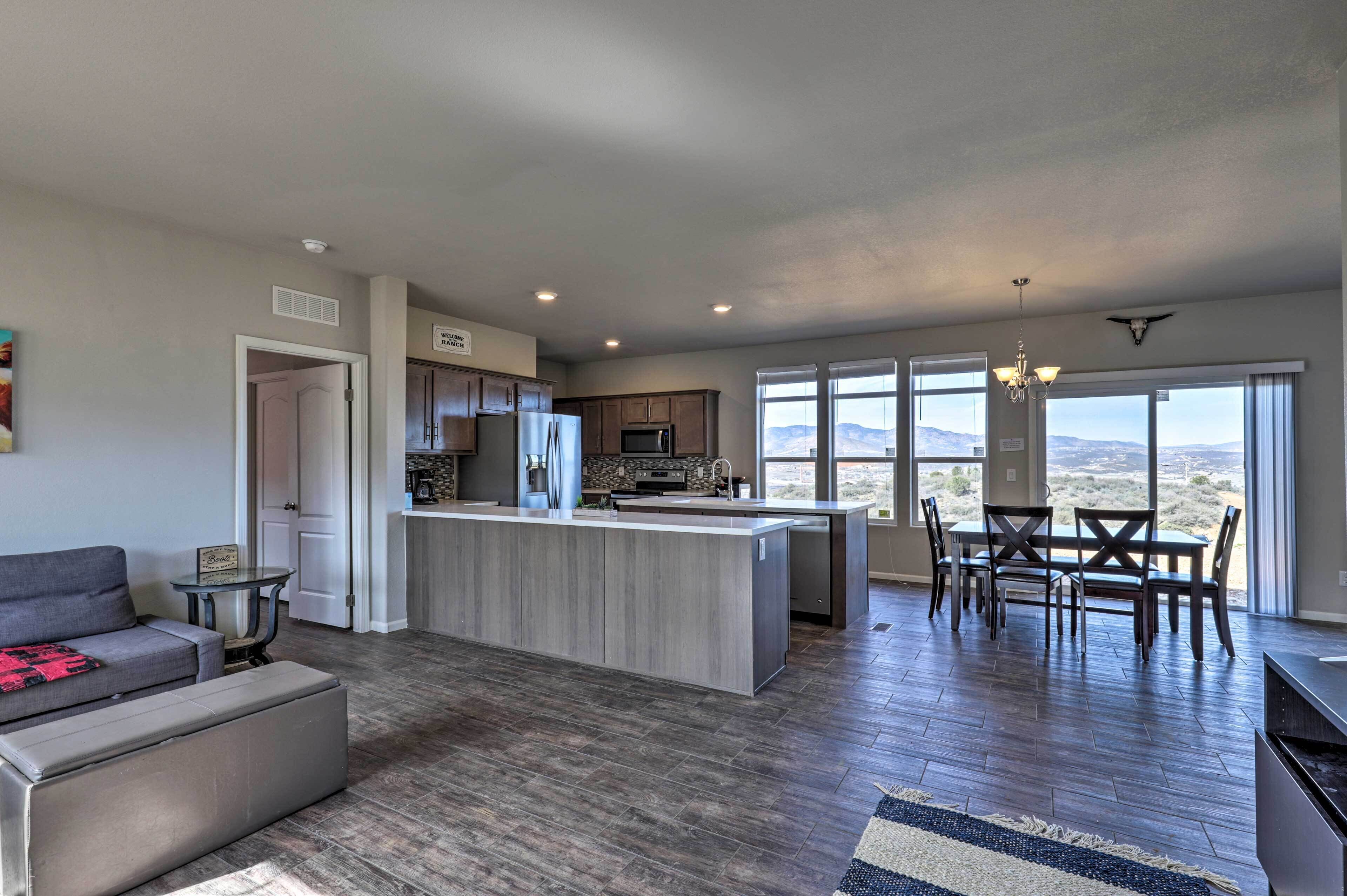 Smart TV, DVD player