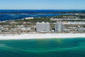 Unclassified image, 4 of 50, button - Free Golf! Penthouse Floor, Gulf Front, Large Balcony-Spectacular Gulf Views! (Pensacola)