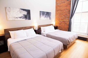 5 slaapkamers, een strijkplank/strijkijzer, wifi