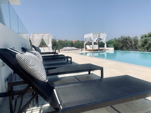 Ulkouima-allas, lämmitetty uima-allas