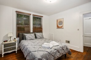 Apartamento familiar, 2 habitaciones, chimenea | 2 dormitorios