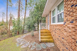 Property grounds - Mcallister Manor (Fayetteville)