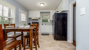 Private kitchen - Mcallister Manor (Fayetteville)
