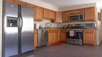 Microwave, oven, stovetop, dishwasher