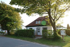 Unclassified image, 5 of 14, button - Apartment at Antje Timm - Apartment 2 people (Insel Hiddensee)