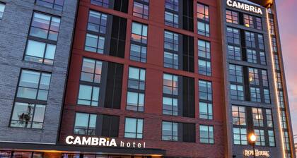 Cambria Hotel Washington D.C. Navy Yard Riverfront