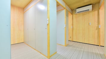 1 多间卧室、免费 WiFi、床单