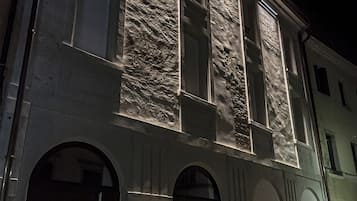 ์๋ฐ ์์ค ์ ๋ฉด - ์ ๋
/๋ฐค