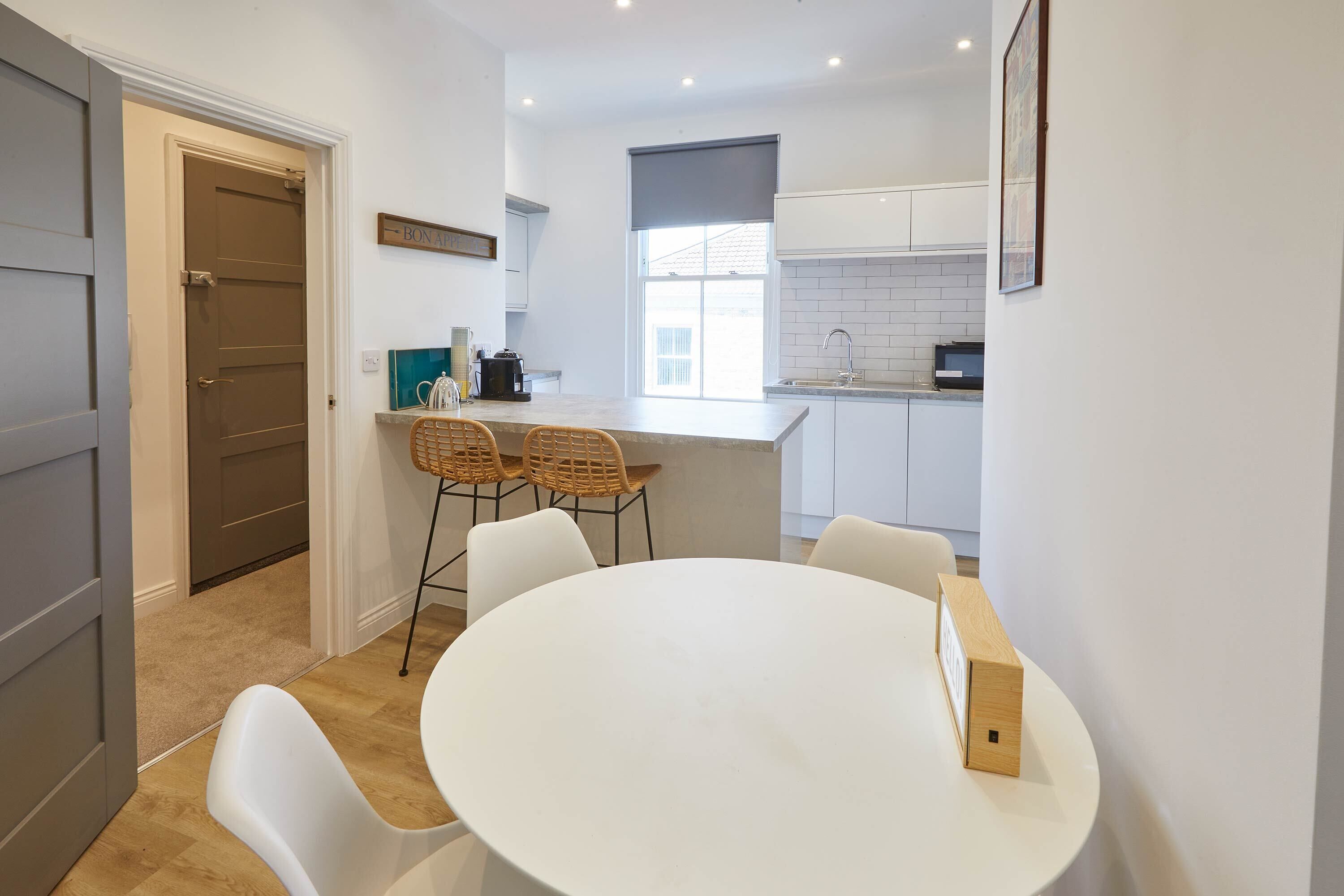 Apartment | Dining room