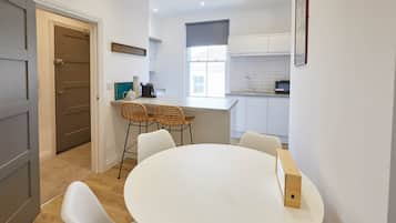 Apartment | Dining room