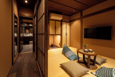 Kagabi Machiya House