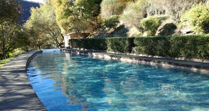 Two Bedroom Barn in a Medieval Hamlet