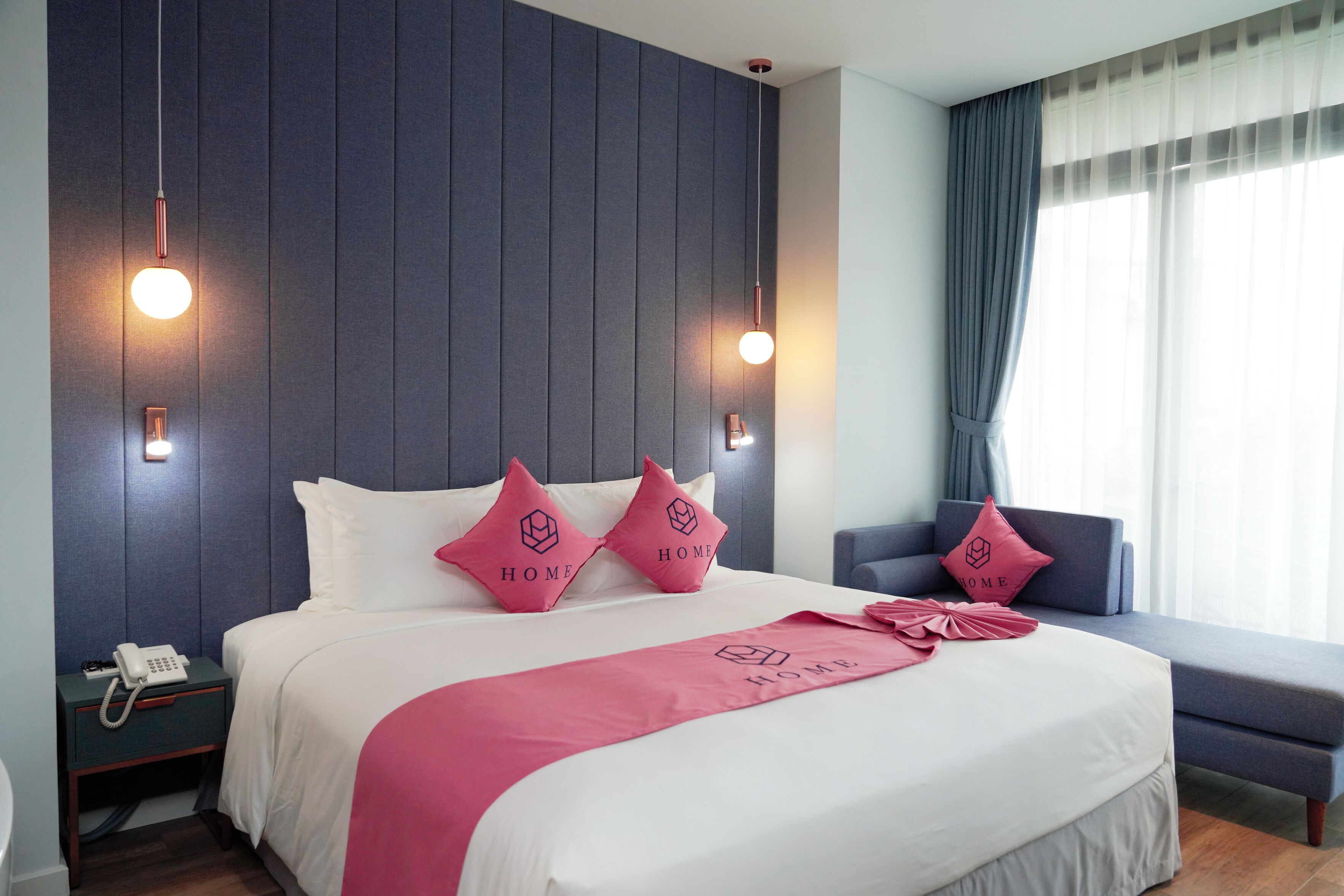Photo - HOME Hotel