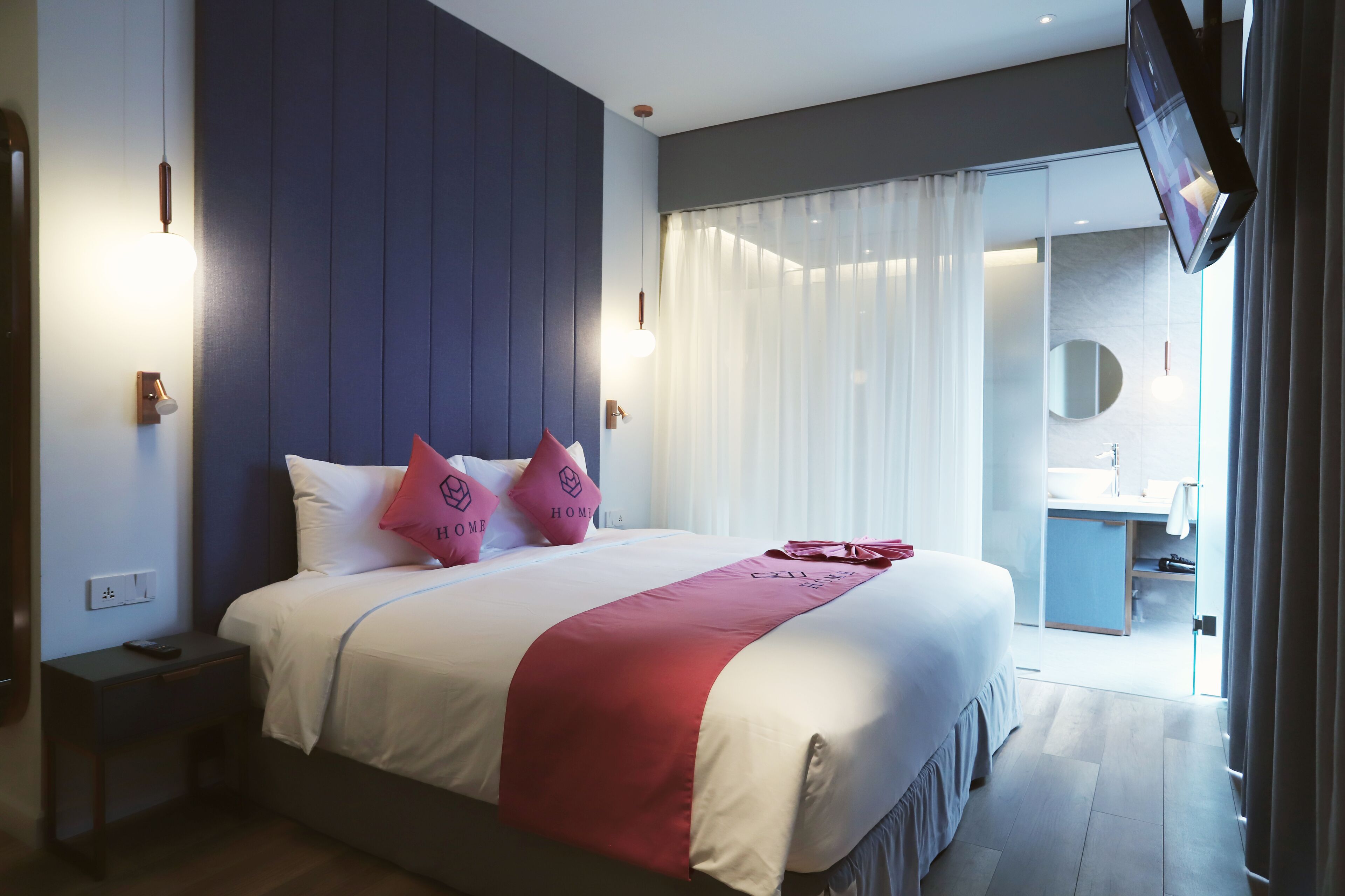 Photo - HOME Hotel
