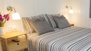 2 sovrum, strykjärn/strykbräda, resesäng och wi-fi