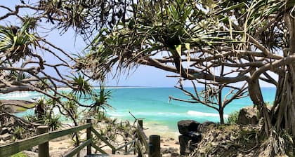 CABARITA BEACH - XL 2BED 3POOLS+SPA-BEACH LOCATION