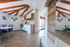 Premium Apartment, Balcony, Sea View | In-room dining - Apartments Villa Elena (Konavle)