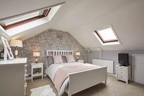 House - Ammonite House (Whitby)