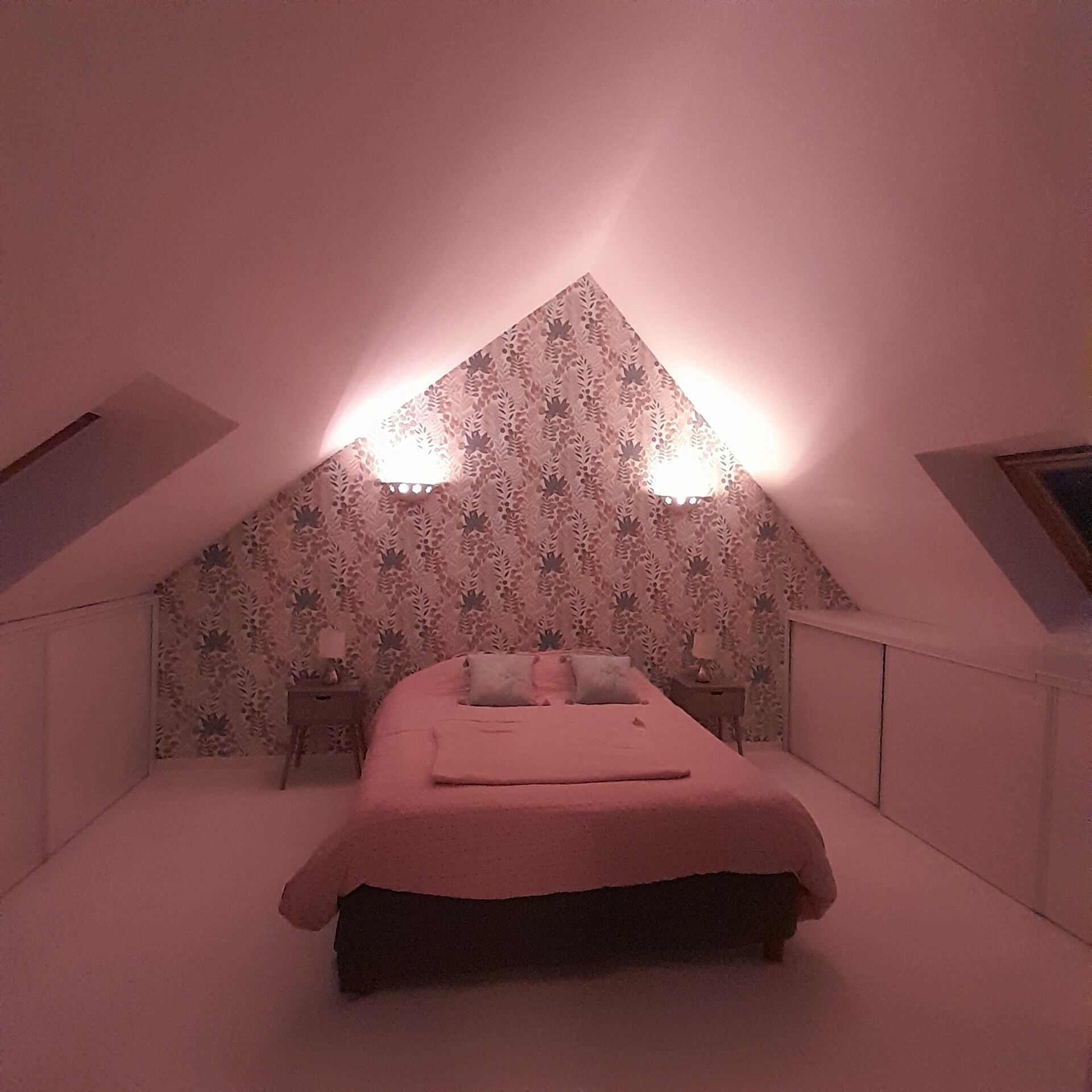 3 makuuhuonetta, silitysrauta/-lauta, ilmainen Wi-Fi