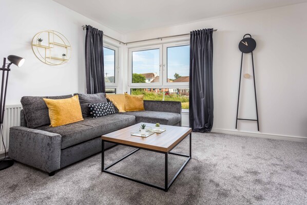 Appartement Classique | Cuisine privée | Réfrigérateur, micro-ondes, four, plaque de cuisson