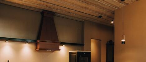 Apartment, 1 Bedroom (2) | Individually furnished, free WiFi, bed sheets