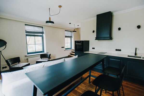 Romantic Apartment, 1 Bedroom (7) | Private kitchen