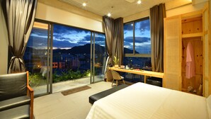 Ảnh chưa phân loại, 4 trong số 44 ảnh, nút