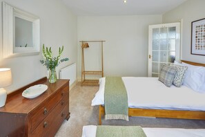 Cottage | 3 chambres, fer et planche à repasser, Wi-Fi gratuit, draps fournis