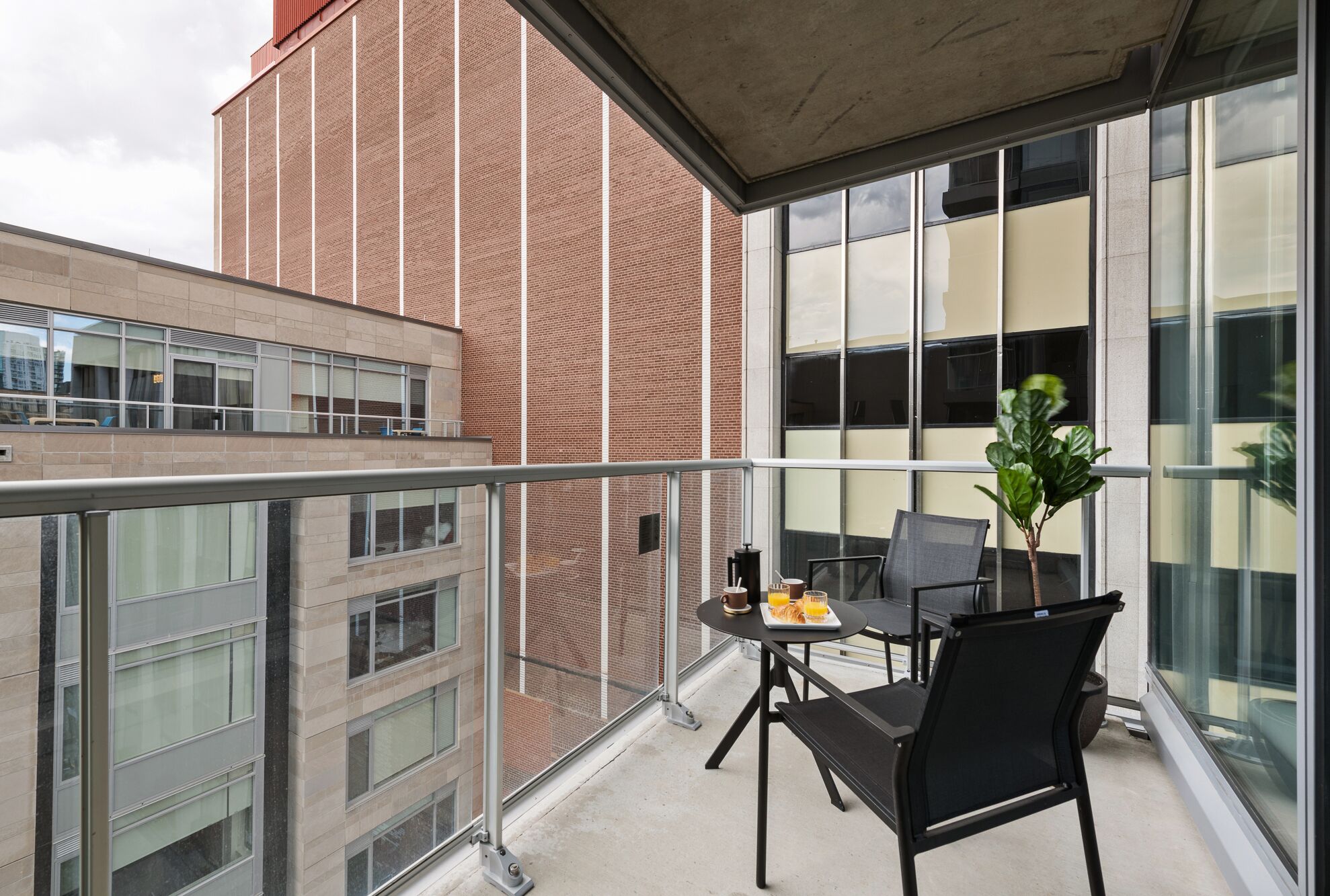 Signature Large Two Bedroom Balcony | Terrace/patio